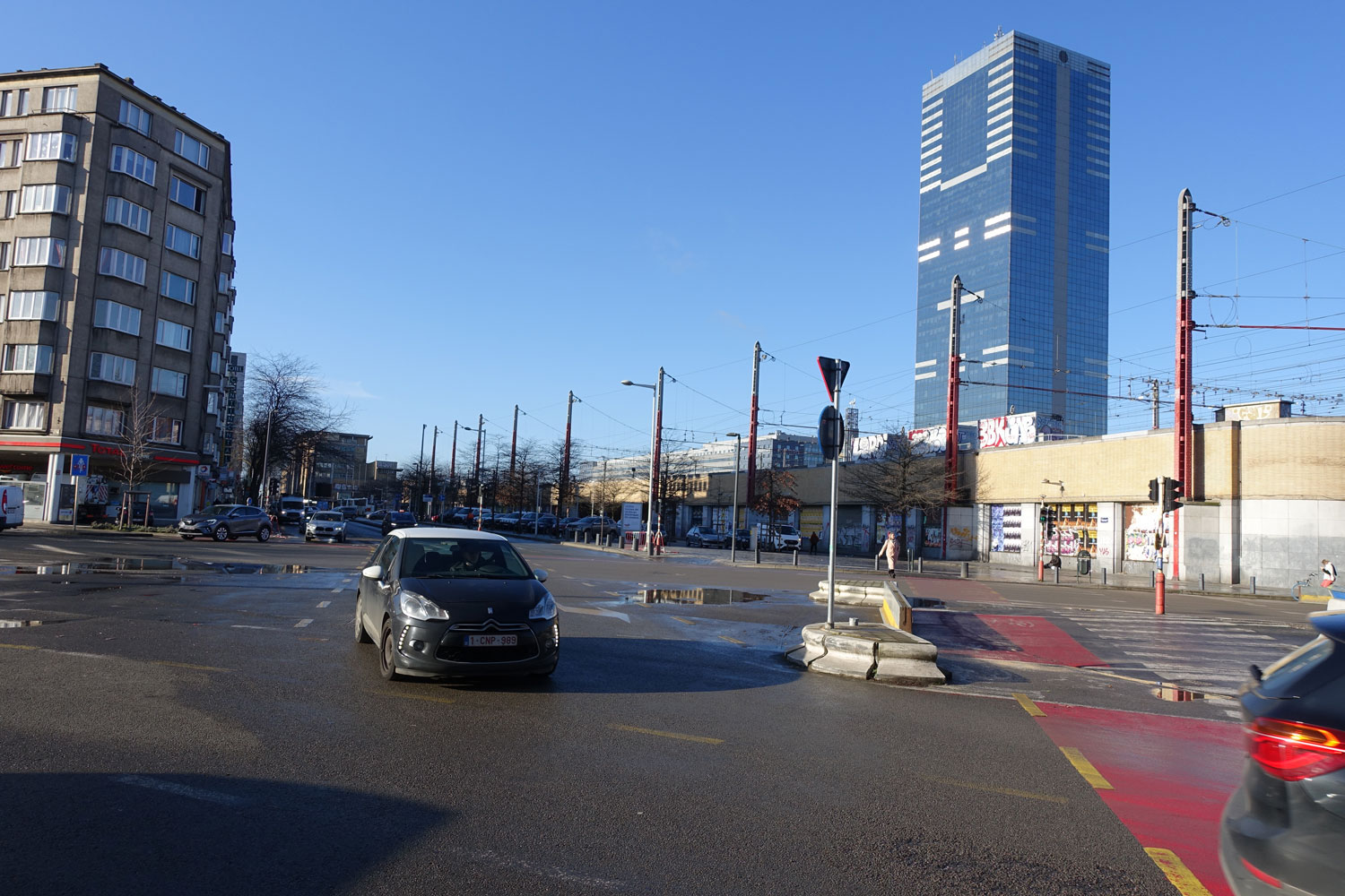La Gare du Midi, à Bruxelles, est toute proche du siège de l’ASBL qui organise l’Ommegang © Globe Reporters