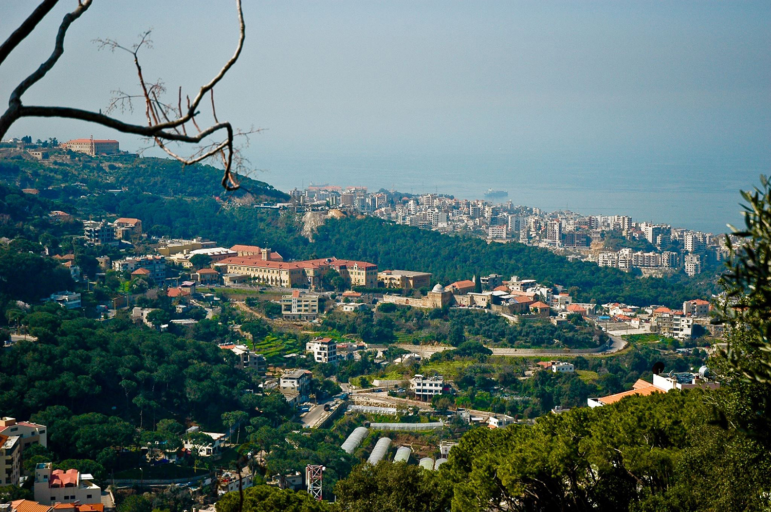 Le village d’Antoura se situe à une vingtaine de kilomètres au nord de Beyrouth, sur les hauteurs du mont-Liban. Antoura compte environ 4 000 habitants ©Municipalité d’Antoura
