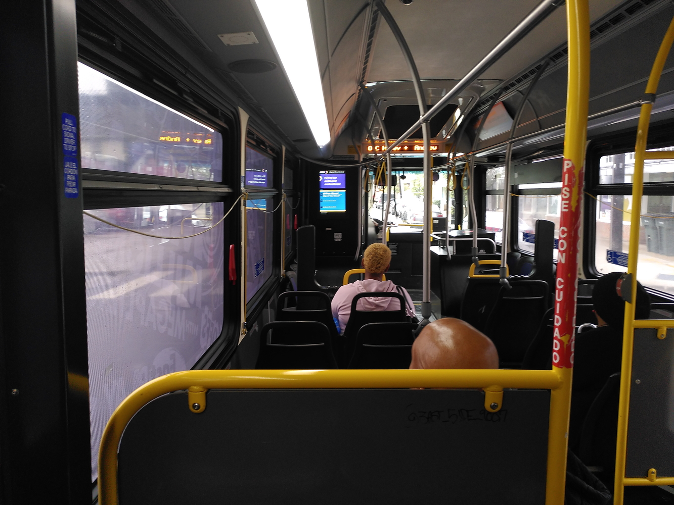 L’intérieur d’un bus à La Nouvelle-Orléans © Globe Reporters