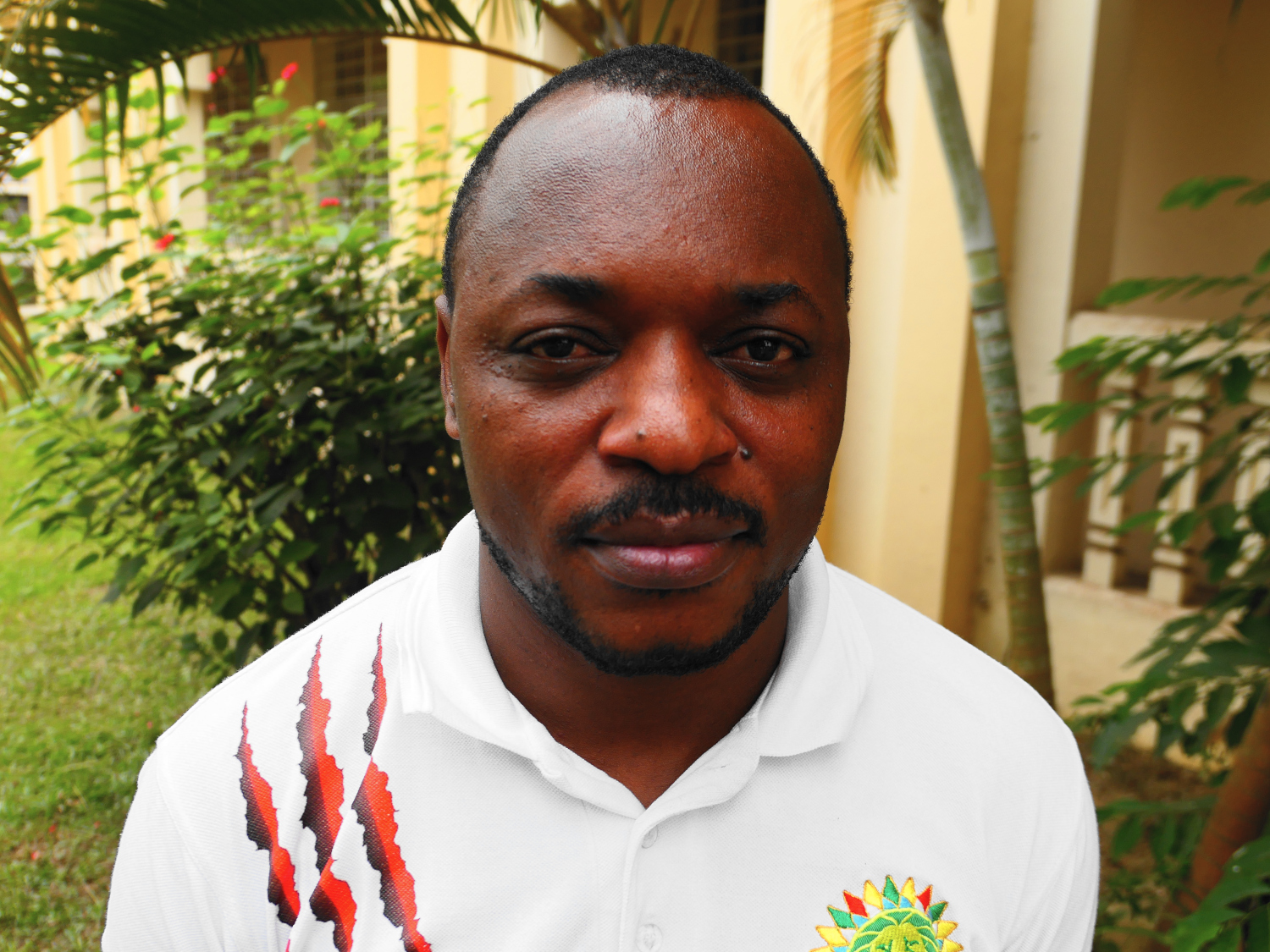 Raphaël ONGUENE, enseignant-chercheur en océanographie à l’IUT de Douala © Globe Reporters