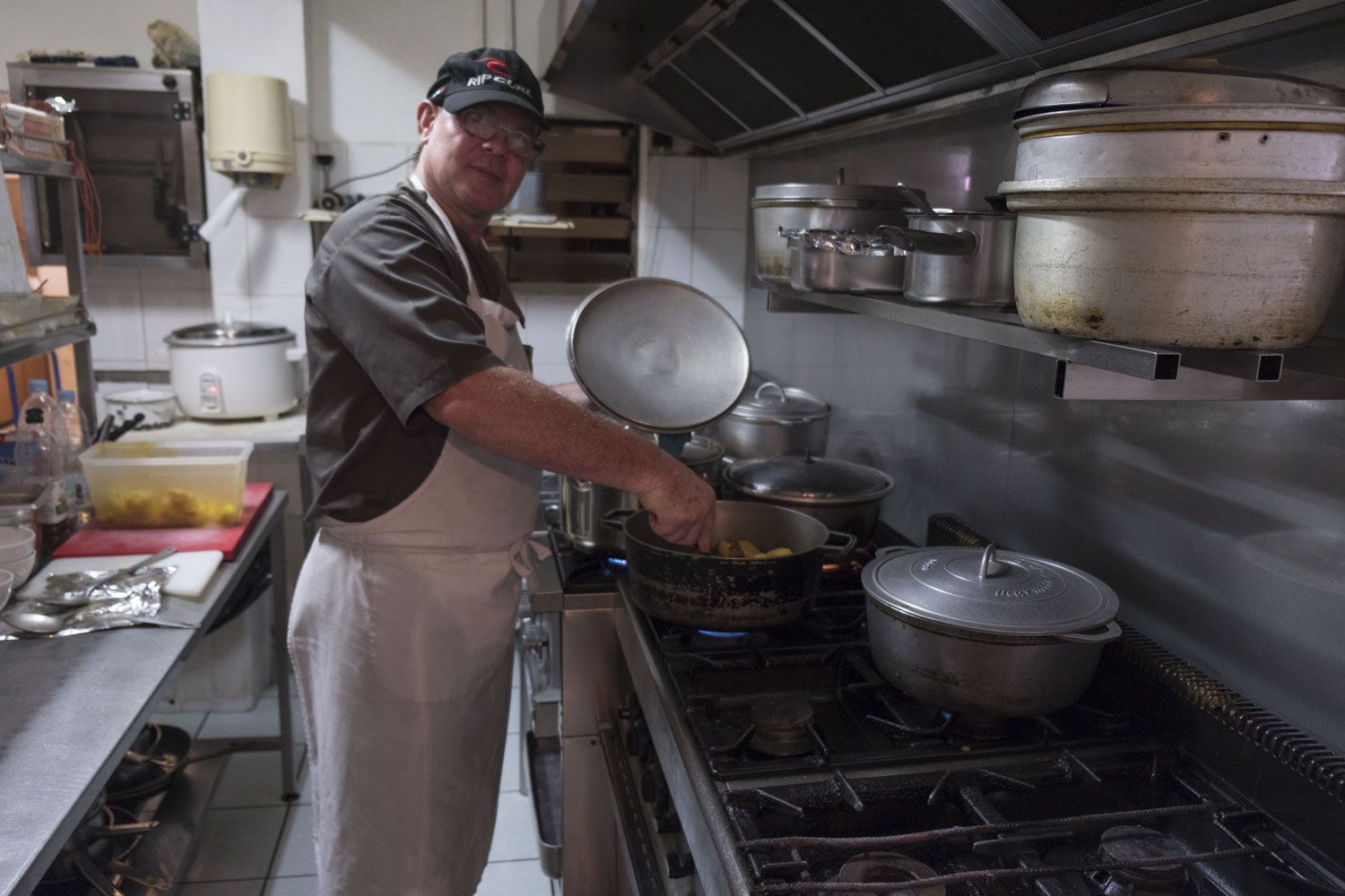 Jean-Luc ADÉNOR a ouvert son restaurant en 2005. Passionné de cuisine, il aime travailler les produits du terroir.