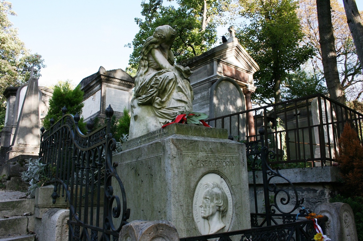 Au père Lachaise, la tombe de Frédéric Chopin @ 139904-Pixabay