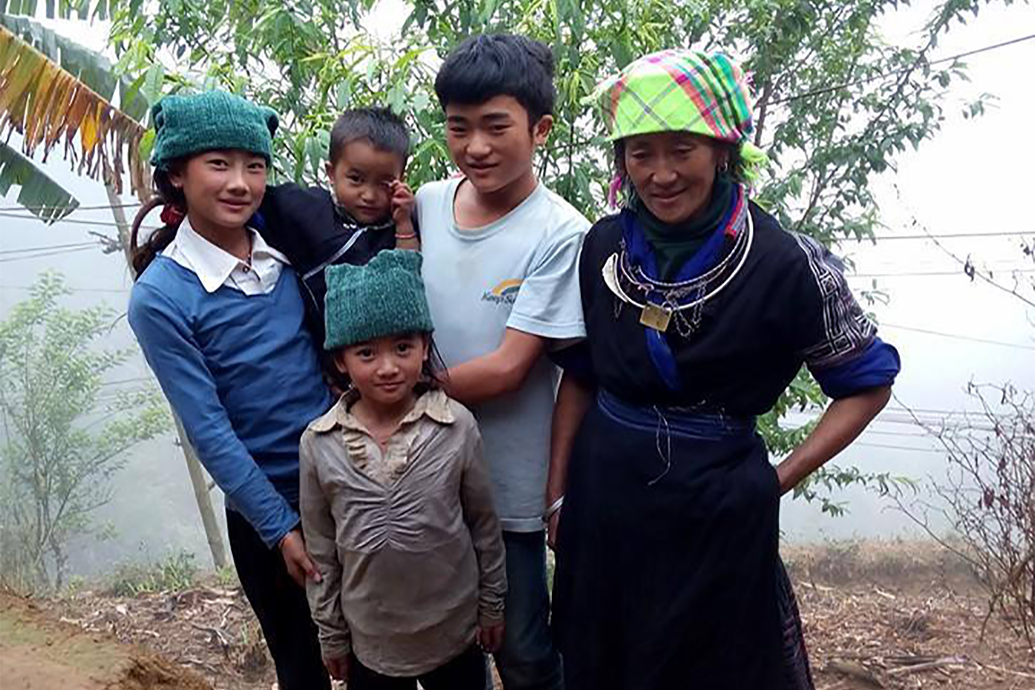 La famille de Tuam, en tenue traditionnelle. 