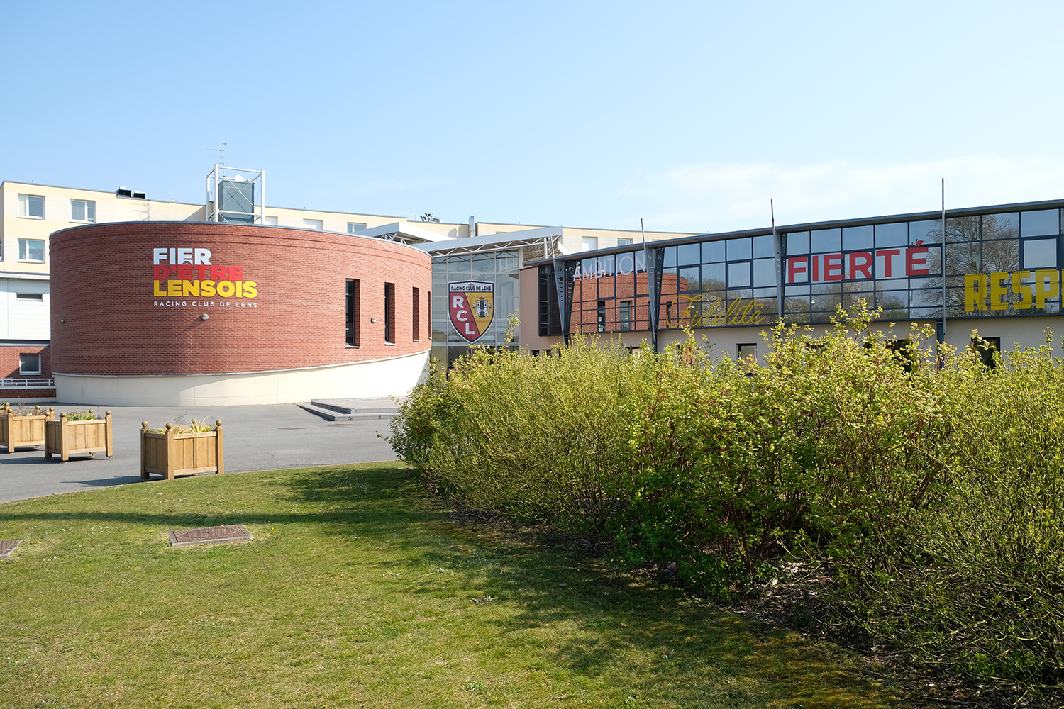 La Gaillette est le centre d’entraînement et le centre de formation du Racing Club de Lens depuis 2002.