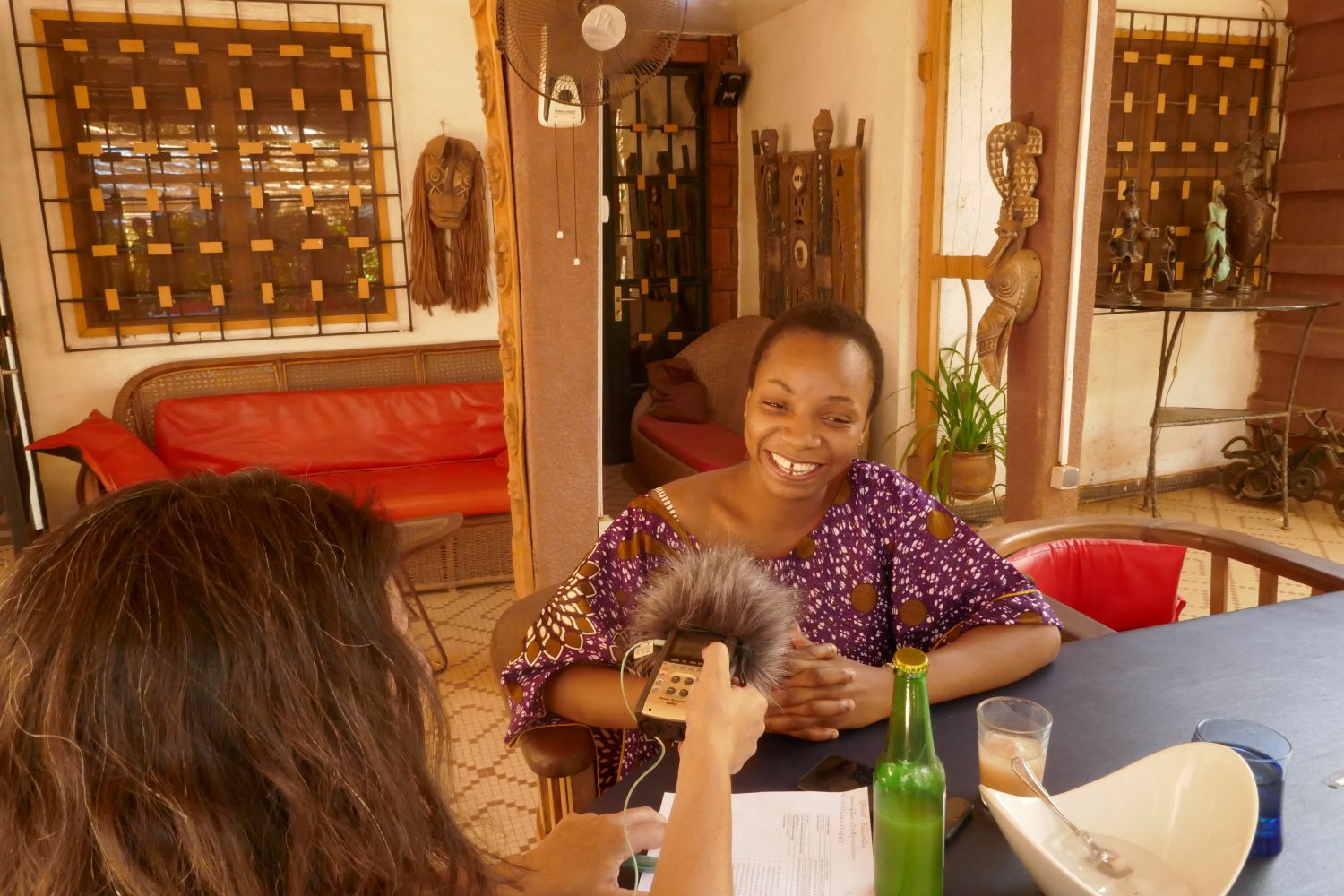 Fatoumata et Tatiana lors de l’entretien pour Globe Reporters à Ouagadougou © Globe Reporters