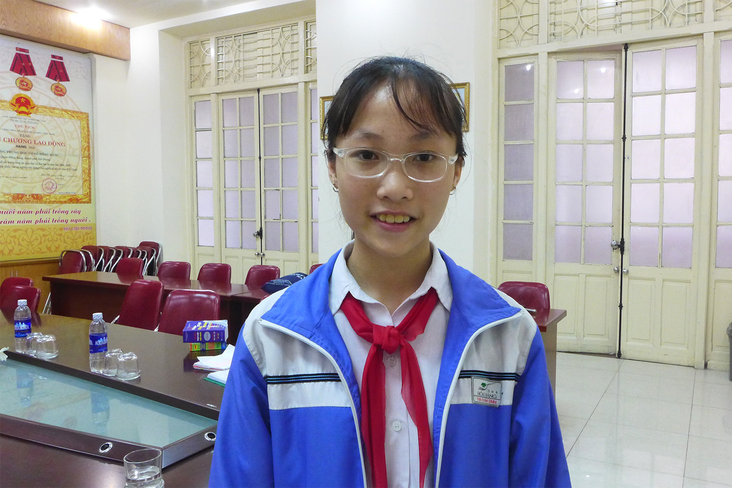 Chau, 14 ans, est en seconde au collège Hong Bang à Haiphong. « Plus tard, j’aimerais aller en France. »