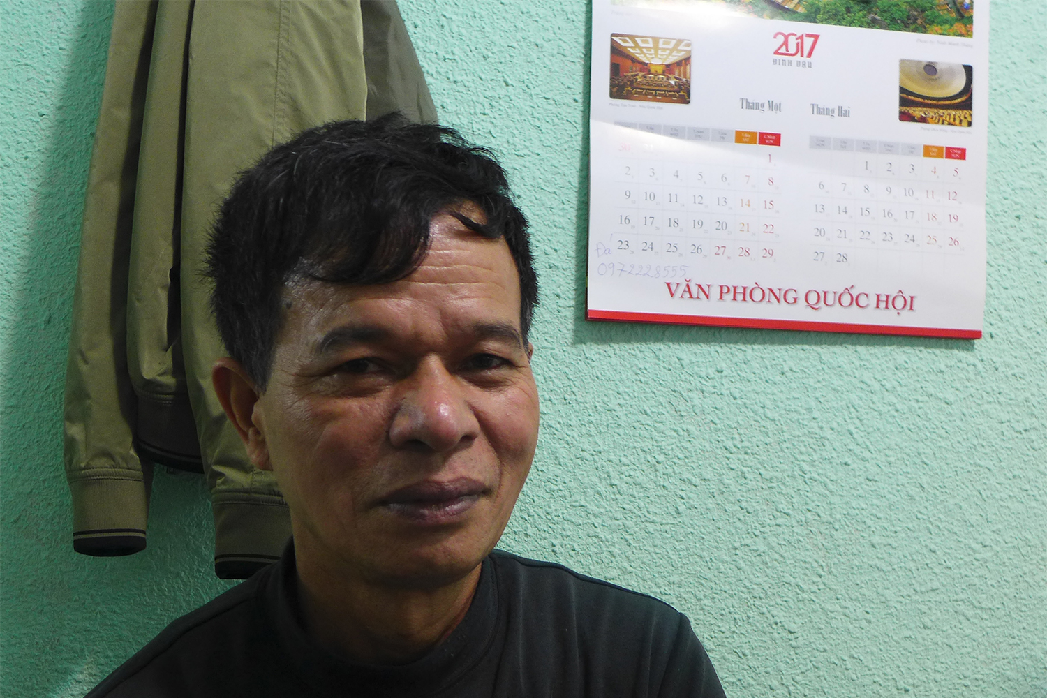 Dao Dinh Luât gère le café Hanh, situé au n°57 de la rue Nguyen Thieu Hen à Hanoi.