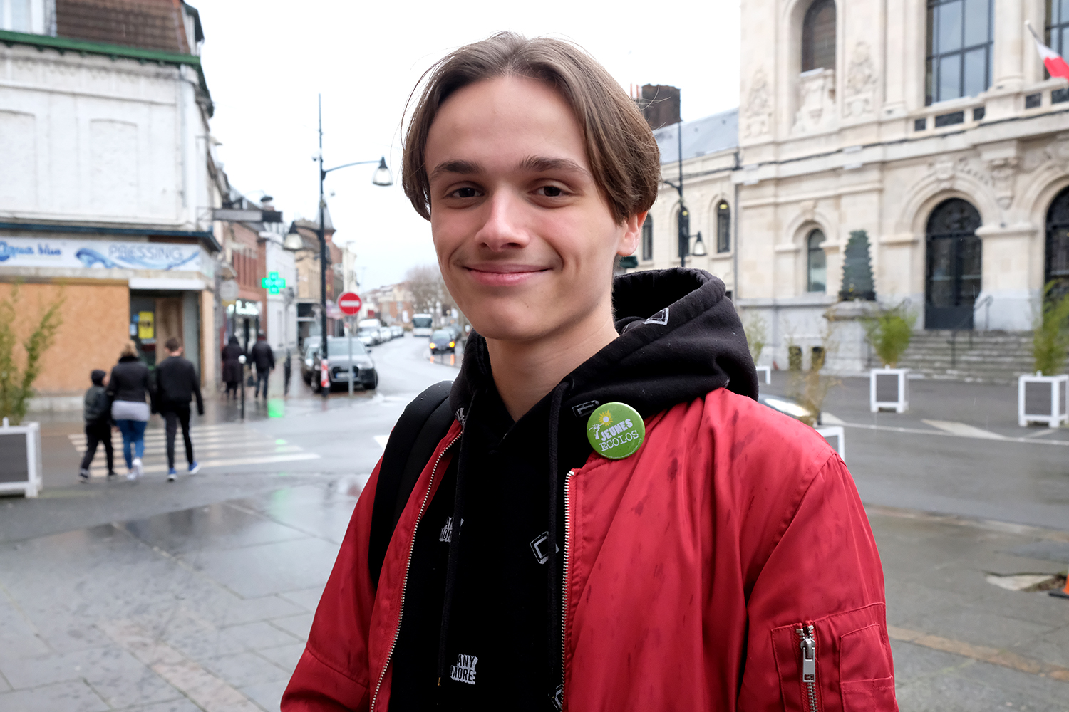 Davy a 17 ans, il est militant écologiste et membre de la fédération des Jeunes écologistes.