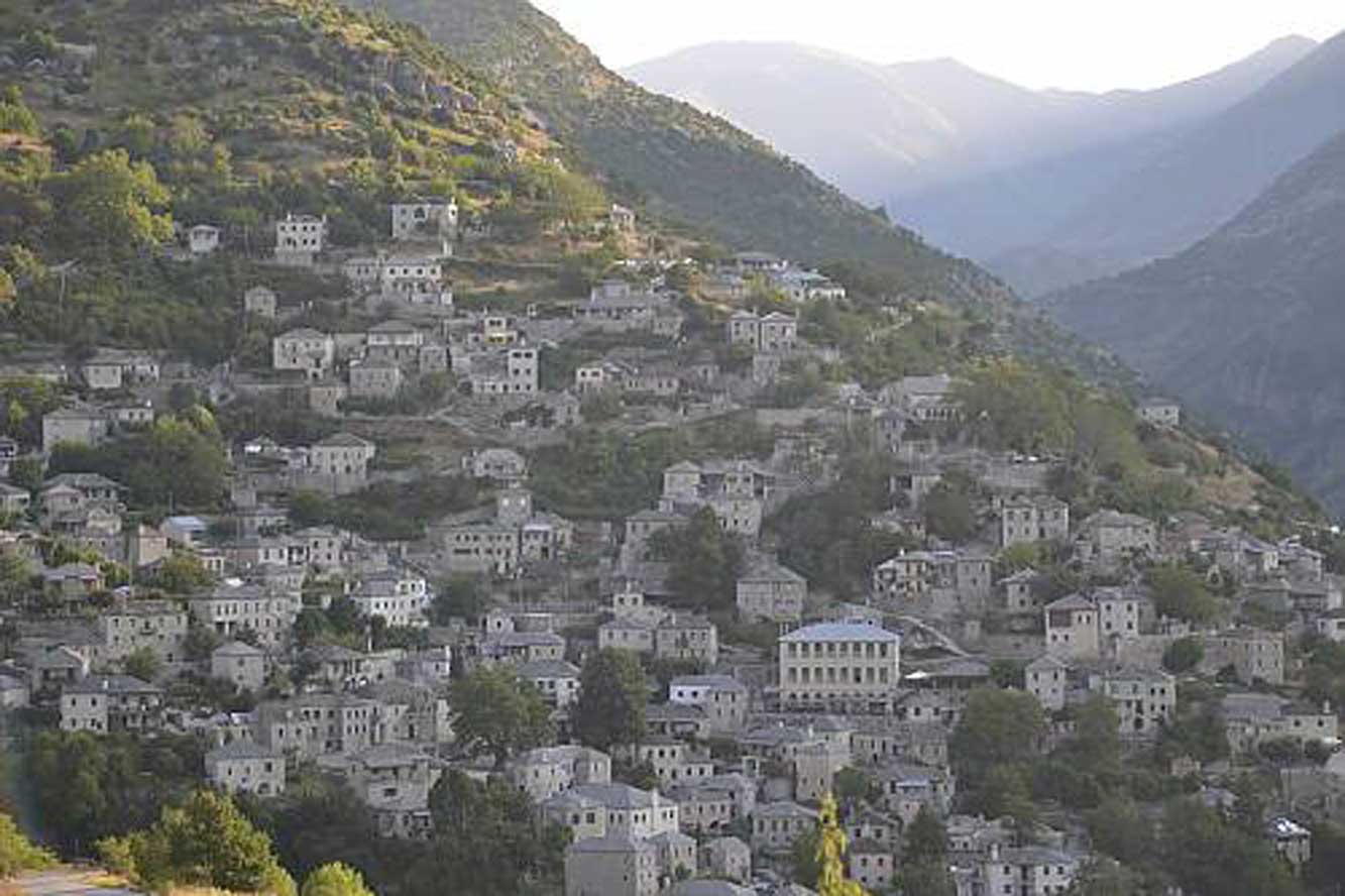 Le village montagnard de Syrrako, dans le nord de la Grèce © Ministère hellénique de la Culture et des Sports