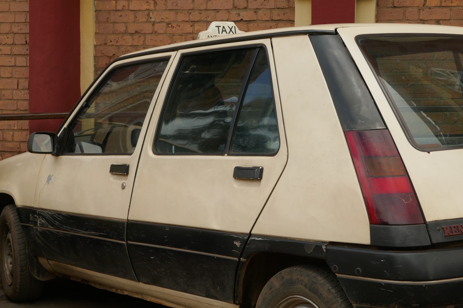 Taxi à Antananarivo © Globe Reporters