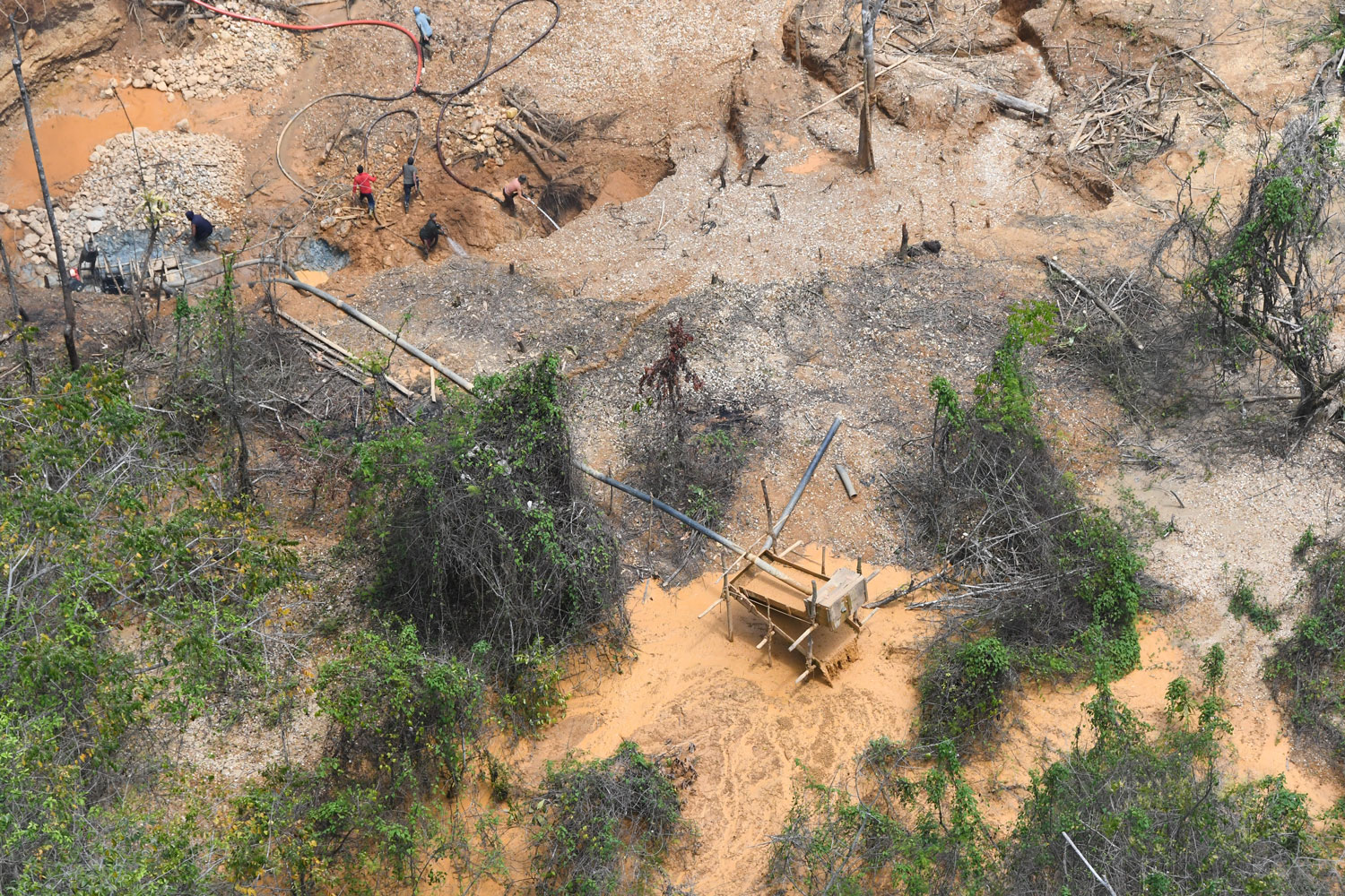 Chantier illégal – crédit Parc amazonien