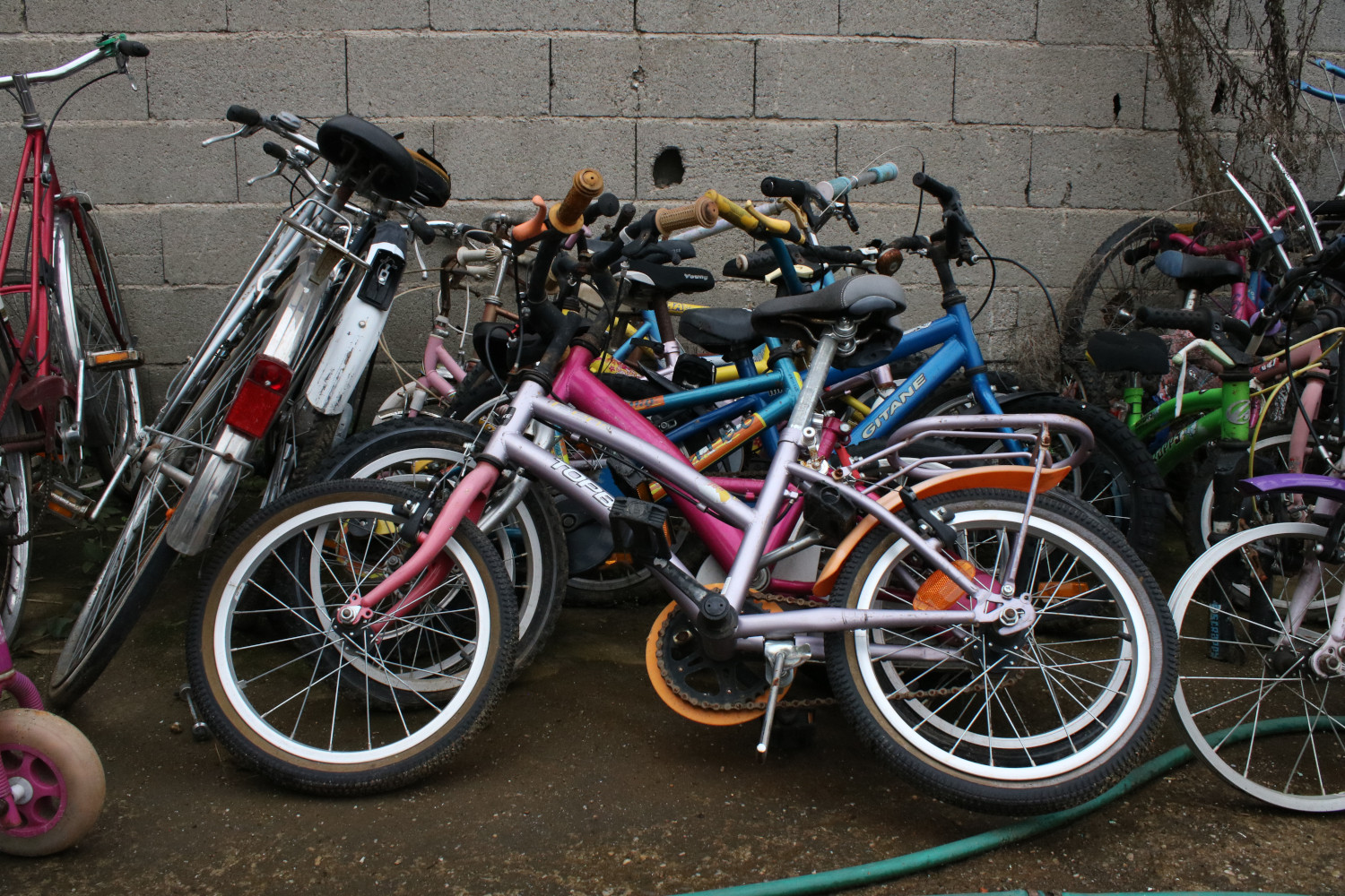 Il y a aussi des vélos d’occasion pour toutes les tailles et tous les styles © Anouk PASSELAC / Globe Reporters