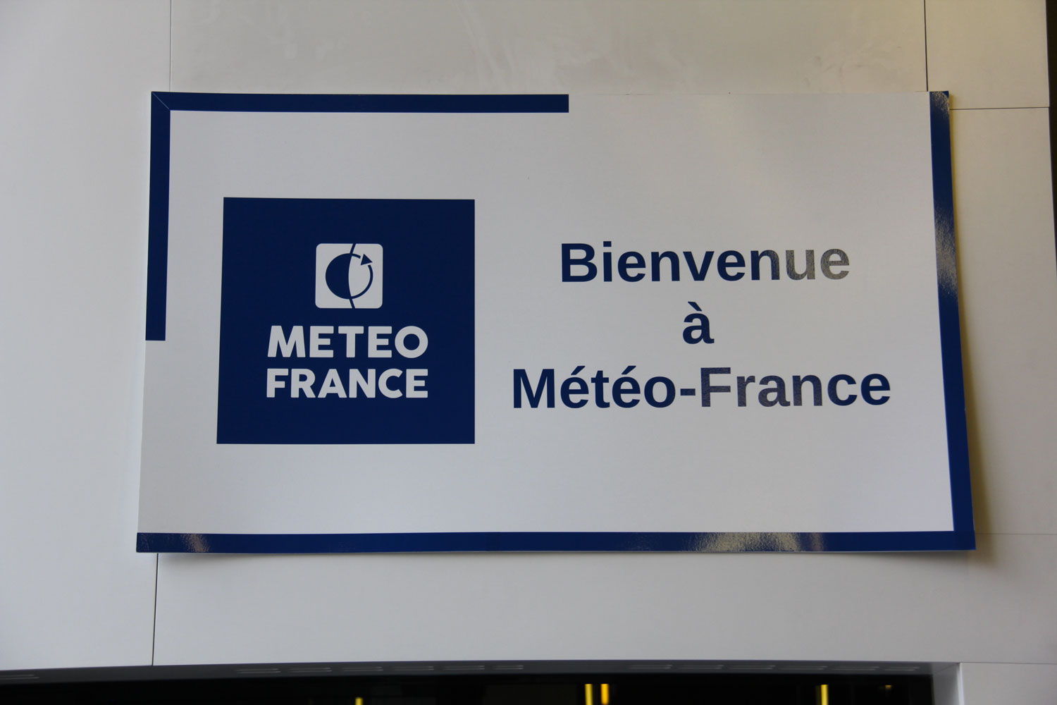 L’entrée des locaux de Météo France à Saint-Mandé. © Globe Reporters