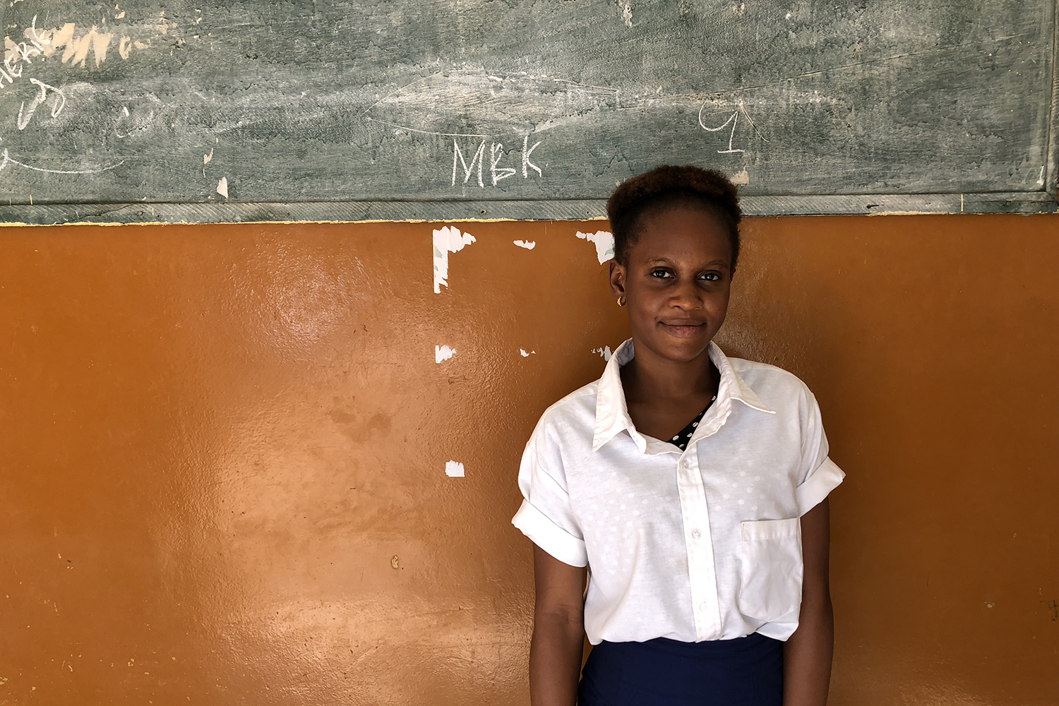 Marie-Madeleine BANGOA, élève de terminale au lycée du 2 octobre à Conakry.