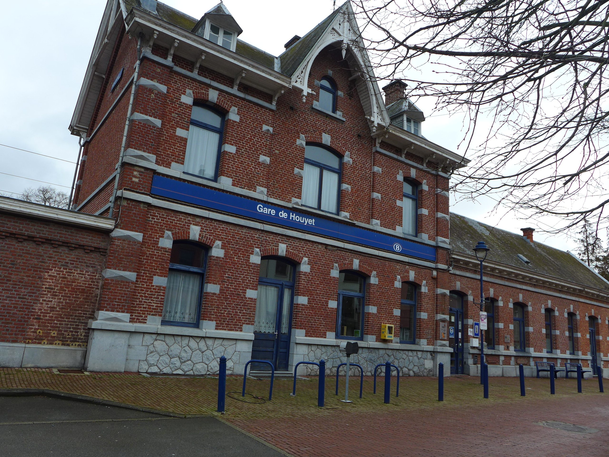 Retour à la gare d’Houyet pour reprendre le train pour Bruxelles © Globe Reporters