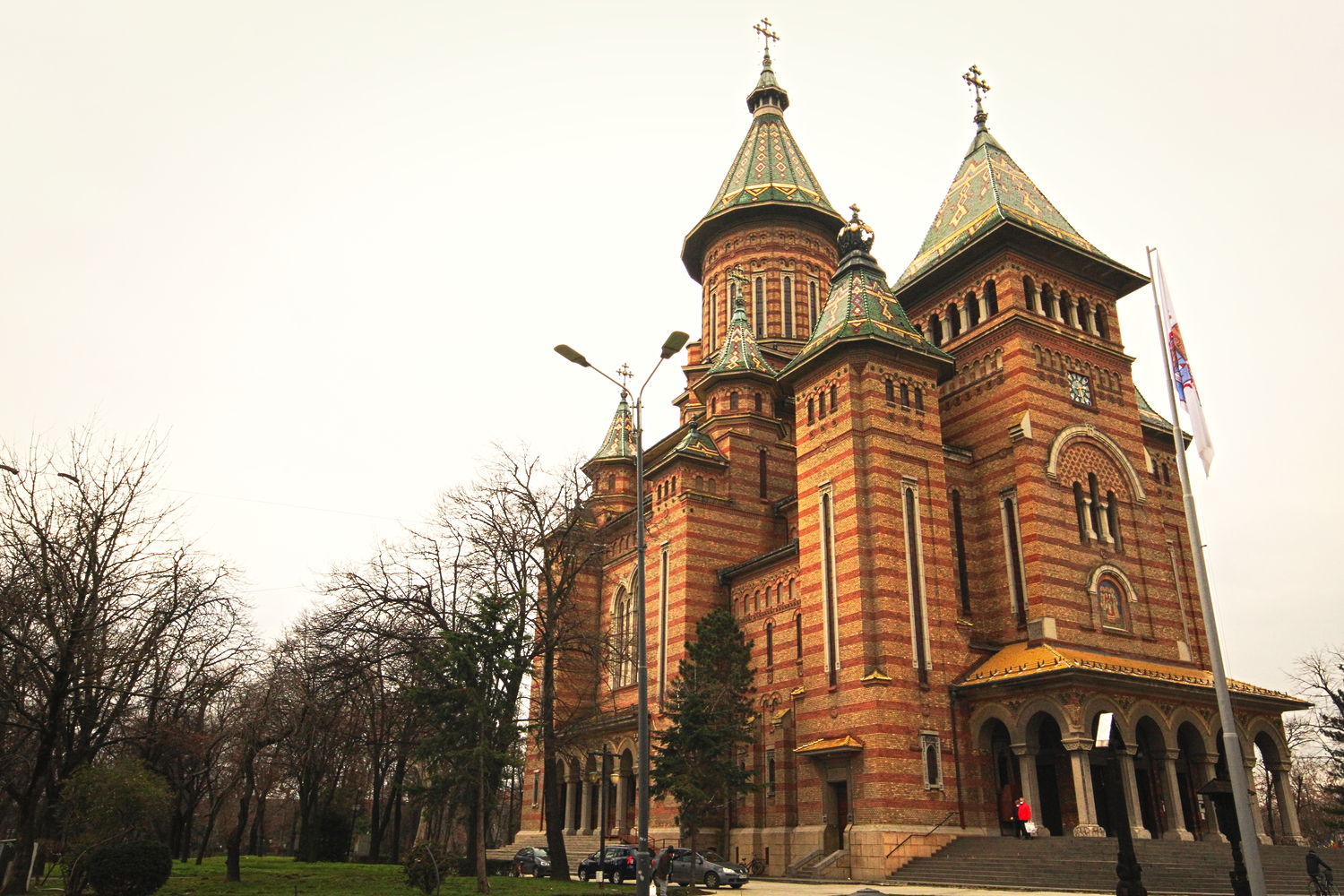 Les professeures font une visite de Timisoara avec l’envoyée spéciale. Ici, la cathédrale orthodoxe de Timisoara © Globe Reporters