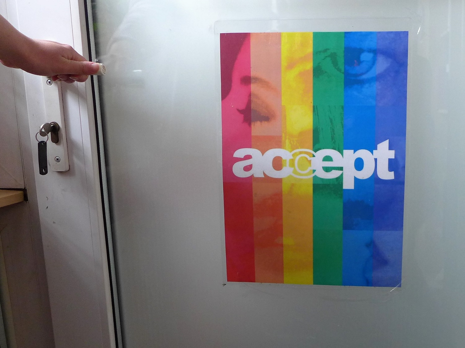 Accept est la plus vieille association LGBT, fondée en 1996.