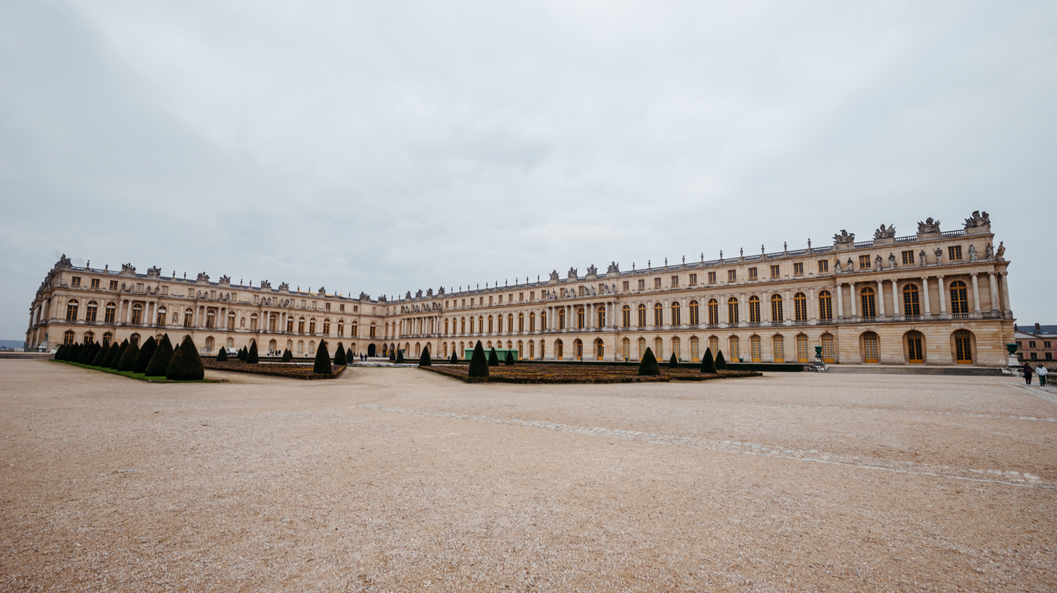 Le Château de Versailles compte 2300 pièces © Globe Reporters