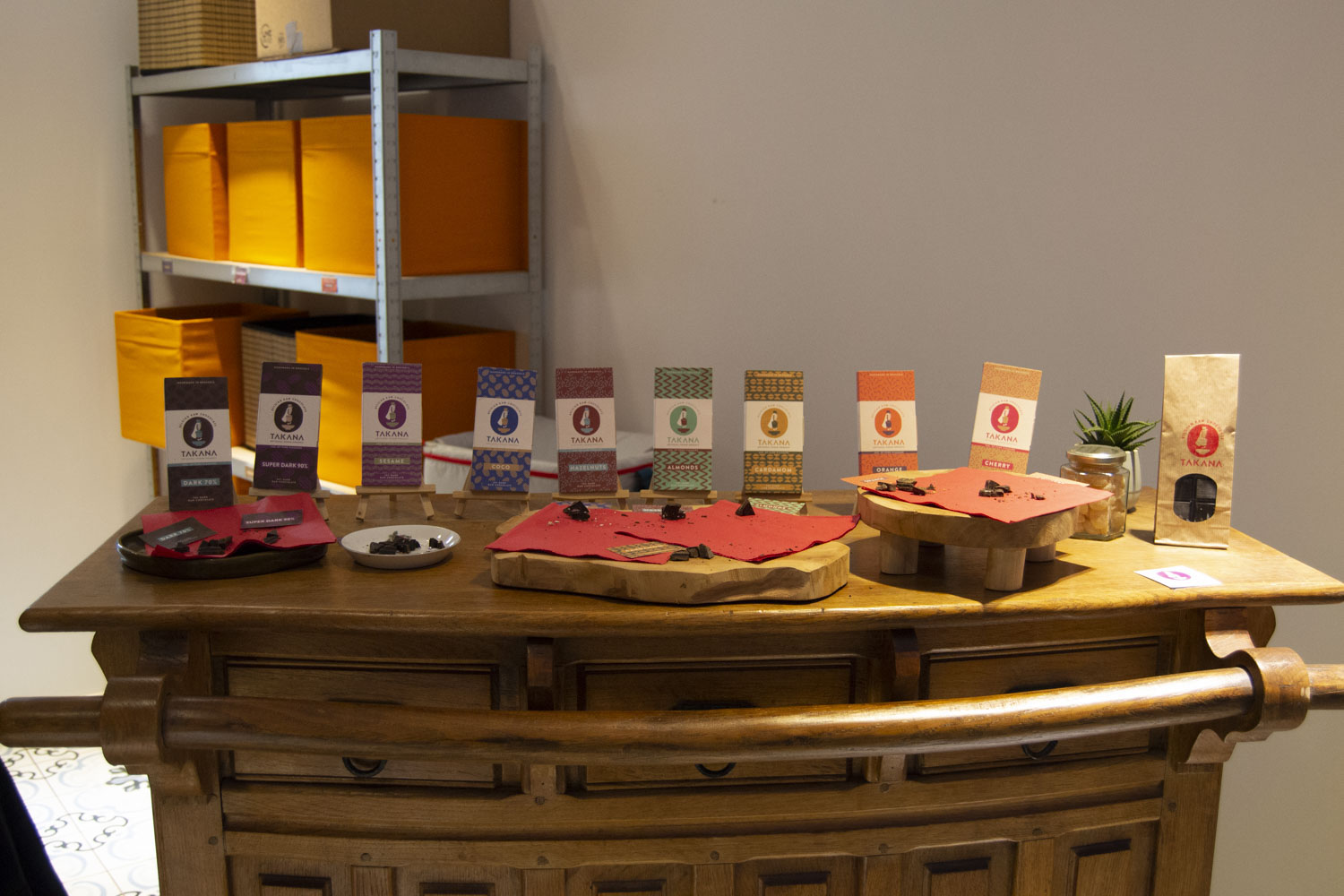 Sésame, coco, cardamome, orange : 9 sortes de chocolat sont fabriqués chez Takana © Globe Reporters