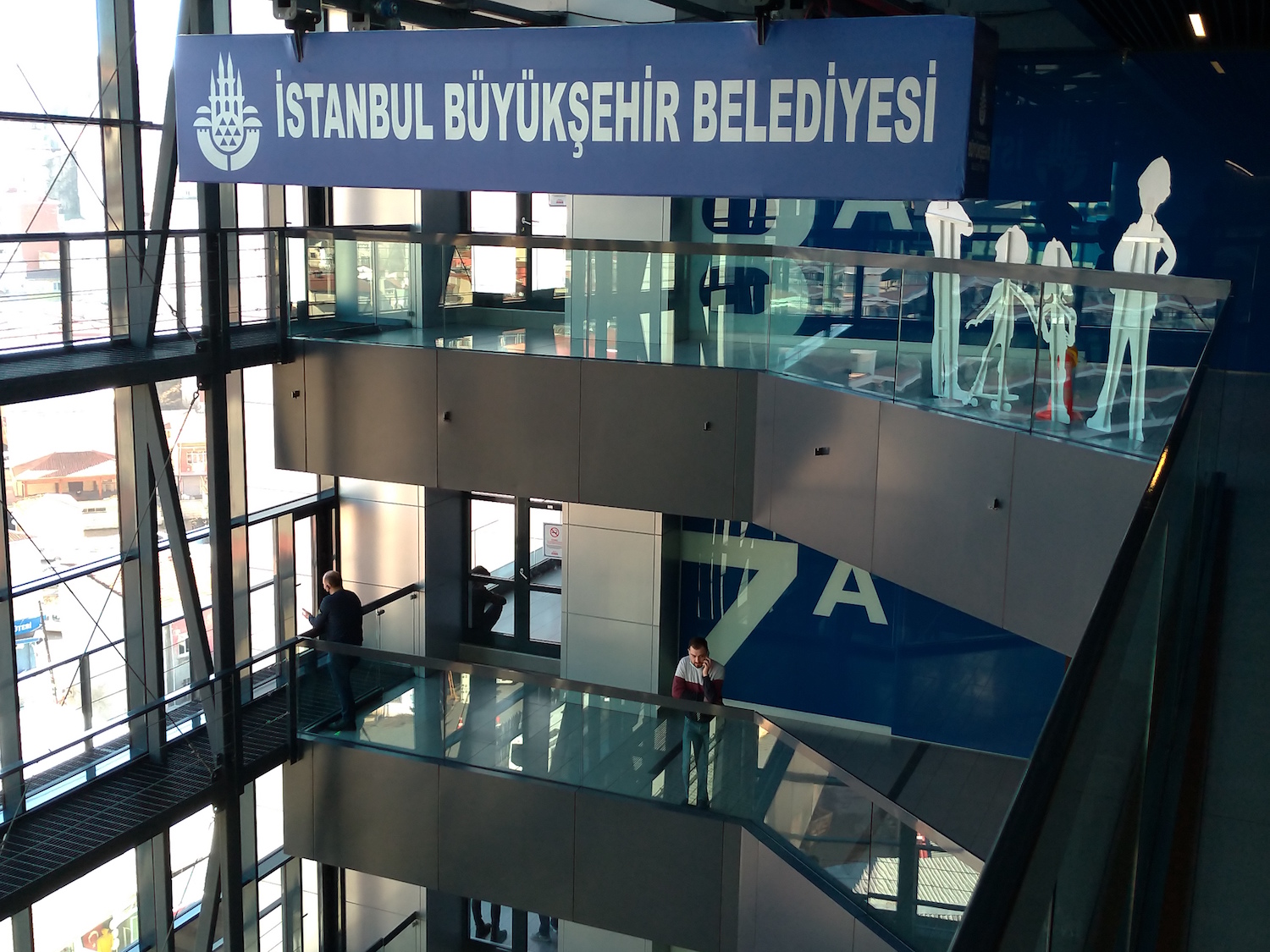 Les Stambouliotes ont élu en 2019 le social-démocrate Ekrem Imamoglu à la tête de la mairie métropolitaine d’Istanbul, mettant fin à 25 ans d’administration islamo-conservatrice. © Globe Reporters