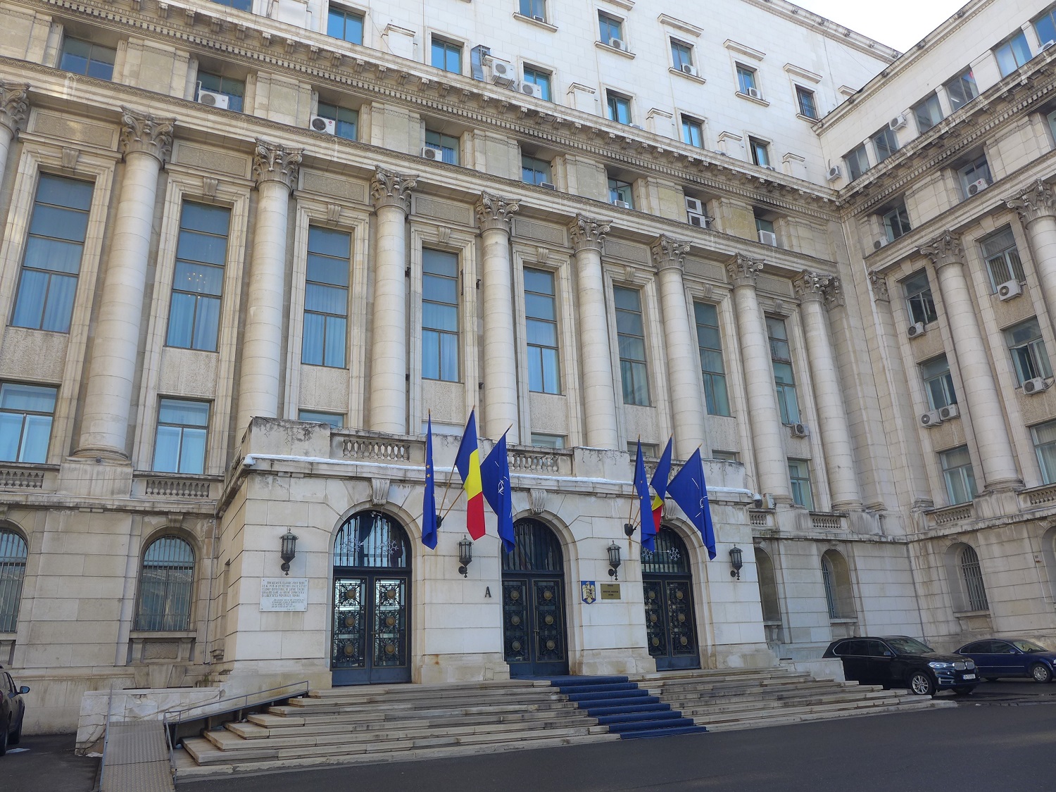 Le balcon duquel Ceaucescu a donné son dernier discours, le 21 décembre 1989. A l’époque, ce bâtiment était le siège du Parti communiste. Aujourd’hui, c’est le ministère de l’Intérieur.