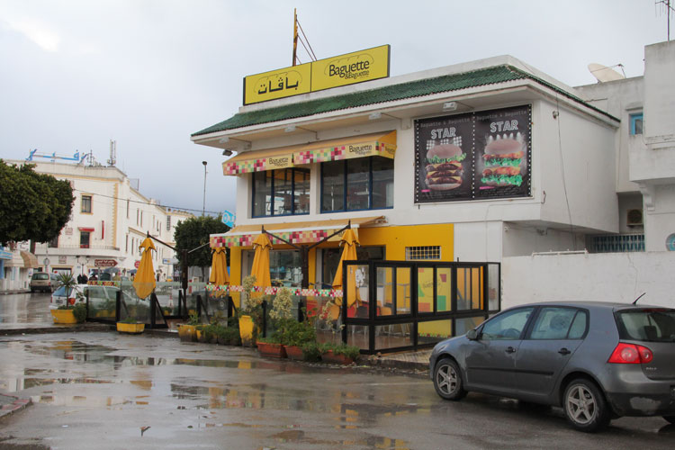 Un fast-food à la tunisienne.