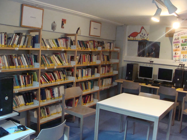 Le centre de documentation et d’informations (bibliothèque).